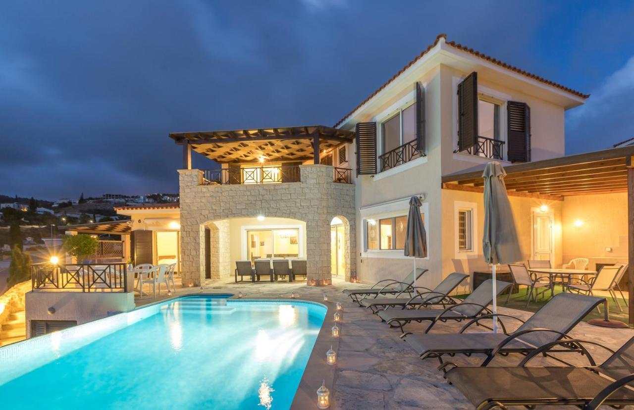 Resitour - Perneri Four Bedroom Villa Paphos Exteriör bild
